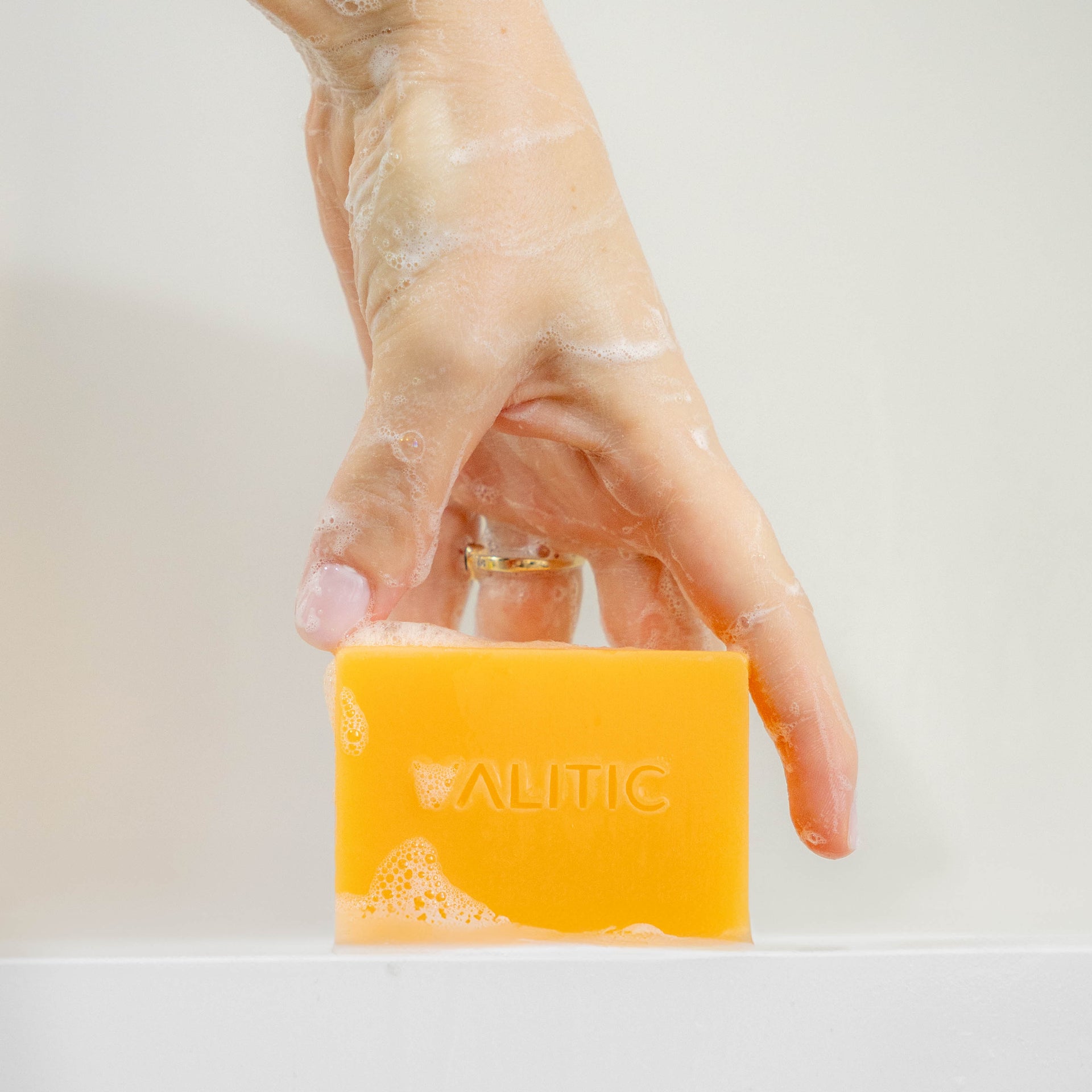 Kojic Acid Dark Spot Remover Soap Bar